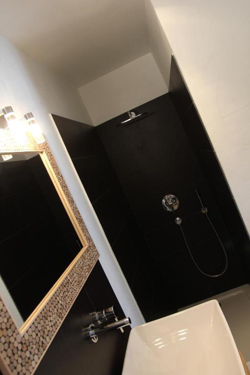 A Travers Champs Puyvert 部屋 写真
